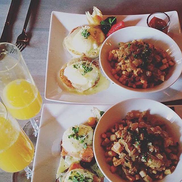 Sooth your Canada Day hangover with our Eggs Benny and Bottomless Mimosas. #CuredWineBar

#yegbrunch #yeg #yegfood #yegfoodie #yeglocal