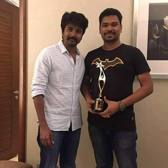 Teamkollywood's tweet photo. #1500FollowersForvelaikkaranTwitter https://t.co/oCVbDv0goP