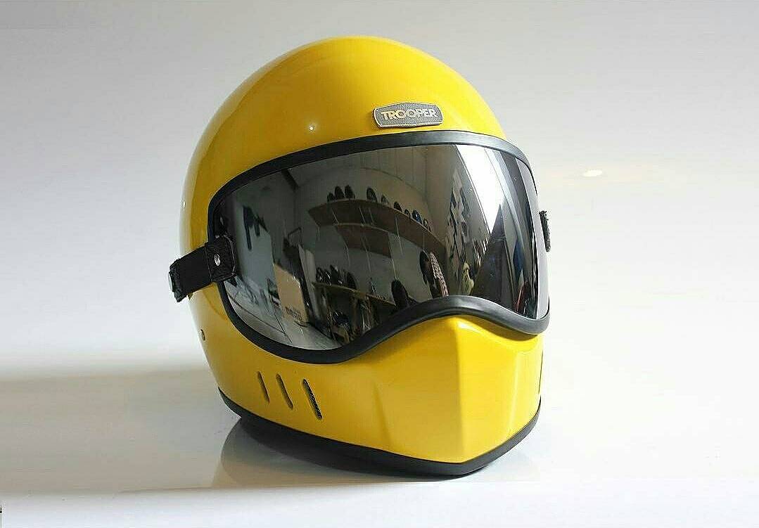 ab3nkz09's tweet photo. Trooper X-9 #Helmet 
#bobber #bobberporn #bobberhead #chopper #chopperlife #choppershit #caferacer #ftw #custombike #caferacer #bikelife https://t.co/qJtc6WhkbN