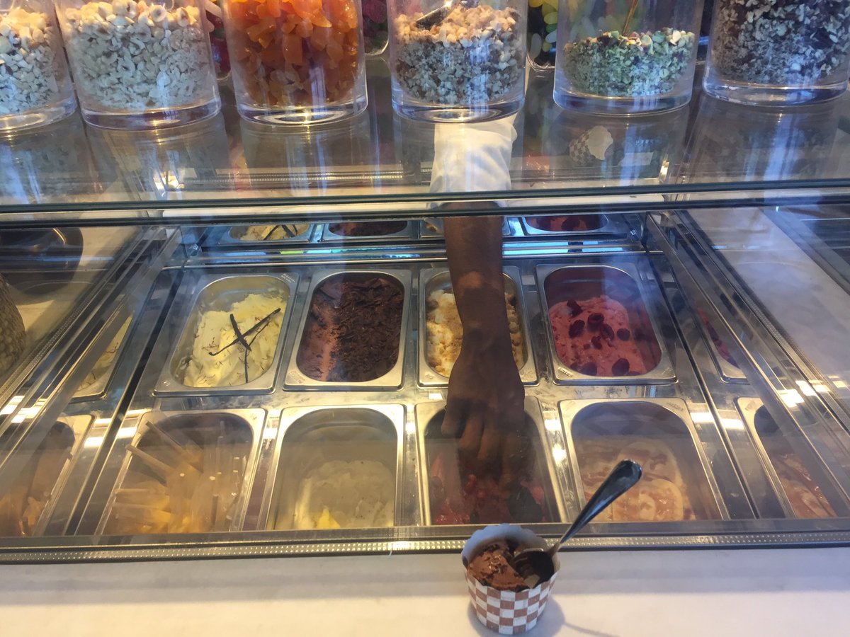 ColCaCo's tweet image. The colourful cafe Annamaya at @AndazDelhi. You can buy everything that you see here, literally! Also enjoy fresh handmade ice creams daily