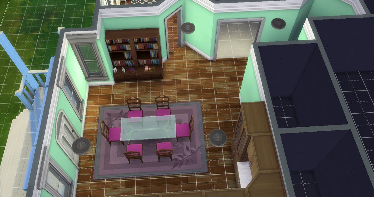 SimmingWithEm's tweet image. working on another build 
haven't done any building in ages but i'm getting really into it today