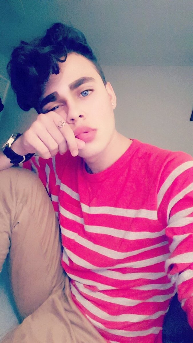 Follow everyone who Likes and Retweets this😋💕 mood 😊❤