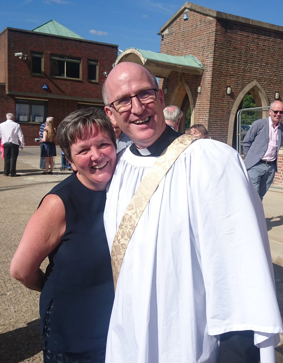 philipplyming's tweet image. Thankful for the newly Revd @StuartSadler and praying for his new chapter @htclaygate - 'the ministry of Christ himself' #servantministry