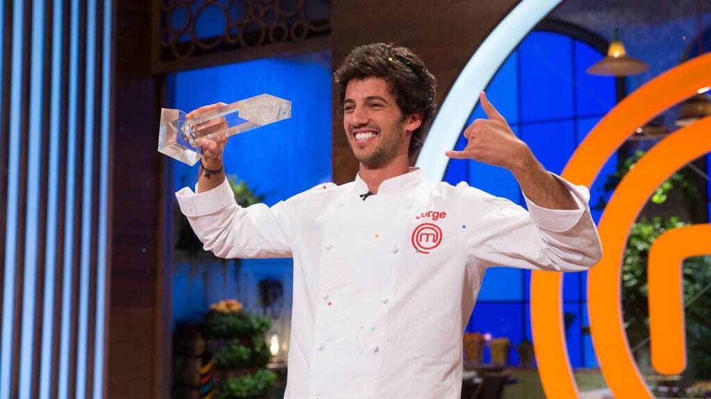 MasterChef_es's tweet image. .@JorgeMChef5 se convirtió en el ganador de la quinta edición. ¡Felicidades chef! Revive los mejores momentos: goo.gl/UMi8oL
