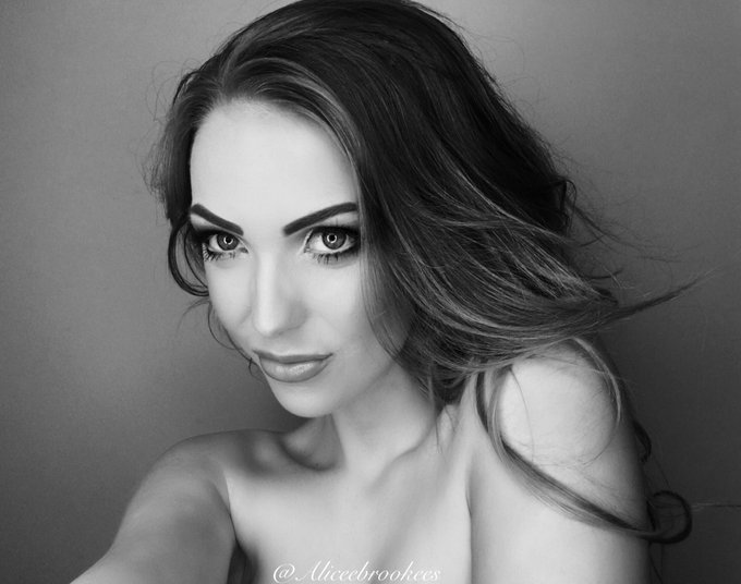 Sunday Chills 🙌🏻 https://t.co/big8bCY09X<a href="/tag/asswednesday"class="tags"><span>#asswednesday</span></a><a href="/tag/rt"class="tags"><span>#rt</span></a>