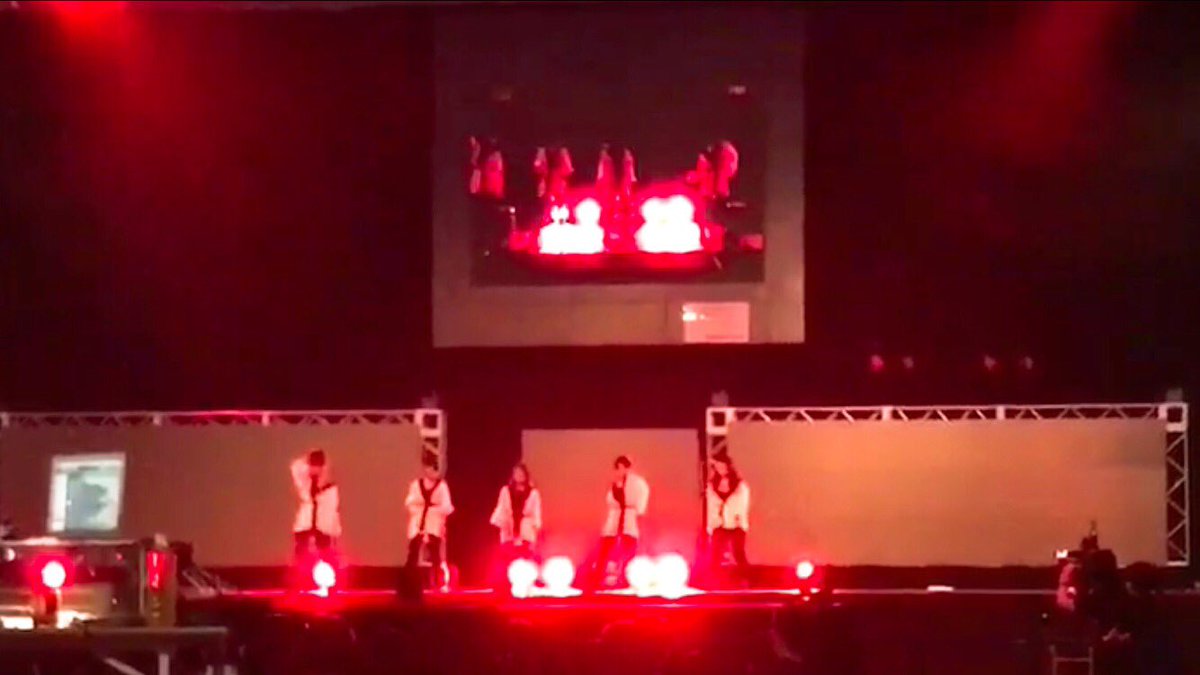 Nayan0910's tweet photo. #Nodcrew
1日→文化フェスタ🏫
2日→キャンパスコレクション✨

7月初めから刺激たっぷりの2日間でした💯
緊張しぃやけど、みんなと踊ると楽しい〜〜
Nod入ってよかった☺️ってまた実感してる。

おつかれさまでした！ https://t.co/q5XciYQmjR