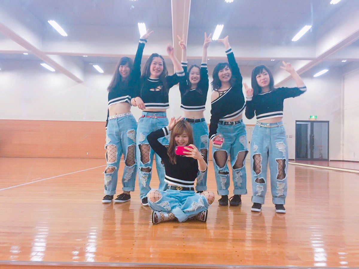 Nayan0910's tweet photo. #Nodcrew
1日→文化フェスタ🏫
2日→キャンパスコレクション✨

7月初めから刺激たっぷりの2日間でした💯
緊張しぃやけど、みんなと踊ると楽しい〜〜
Nod入ってよかった☺️ってまた実感してる。

おつかれさまでした！ https://t.co/q5XciYQmjR