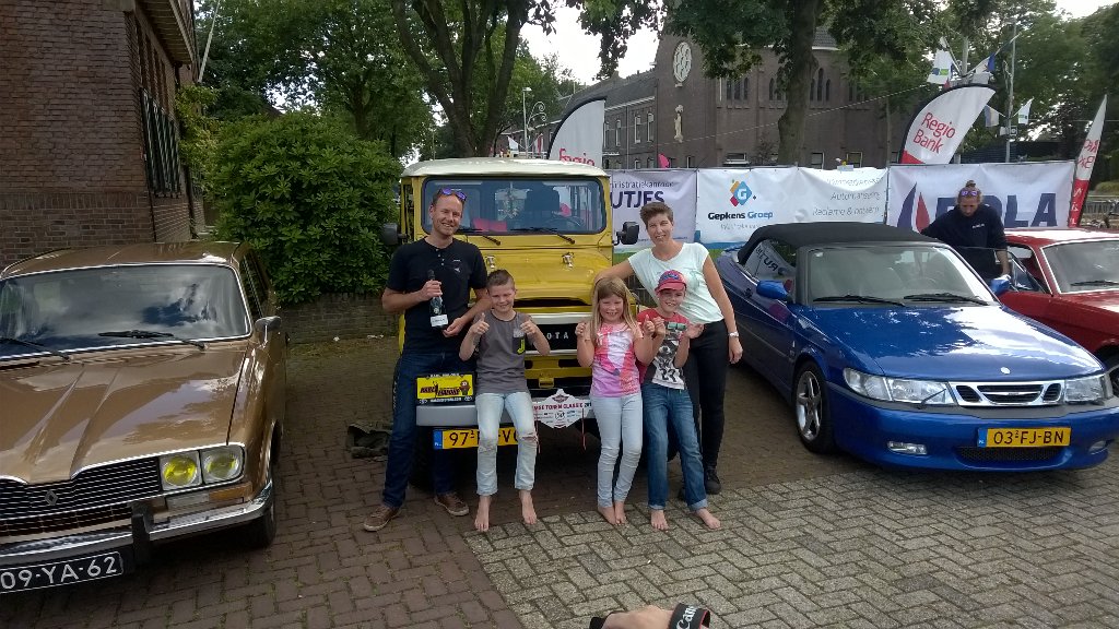 tel_0544379425's tweet photo. Trotse winnaars DiemseTorenClassic 2017! #Toyota #landcruiser #bertnijenhuis.com #winnaars #toppers https://t.co/EBUGj3h7jJ