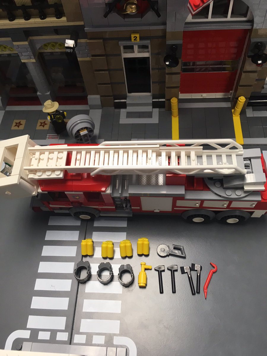 lego_fire's tweet photo. Tower 2, 1998 Pierce Dash. Seats 4 100 Foot Tower. https://t.co/xhUkh2SLyl