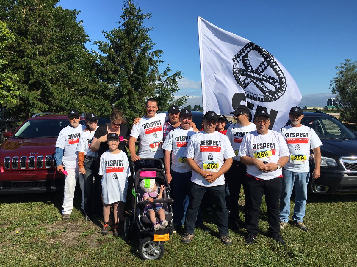 Les travailleurs en grève de Tourbières Lambert ont participé à la Course de la rivière Ouelle. <a href="/laCSN/">CSN</a> csn.qc.ca/actualites/les…