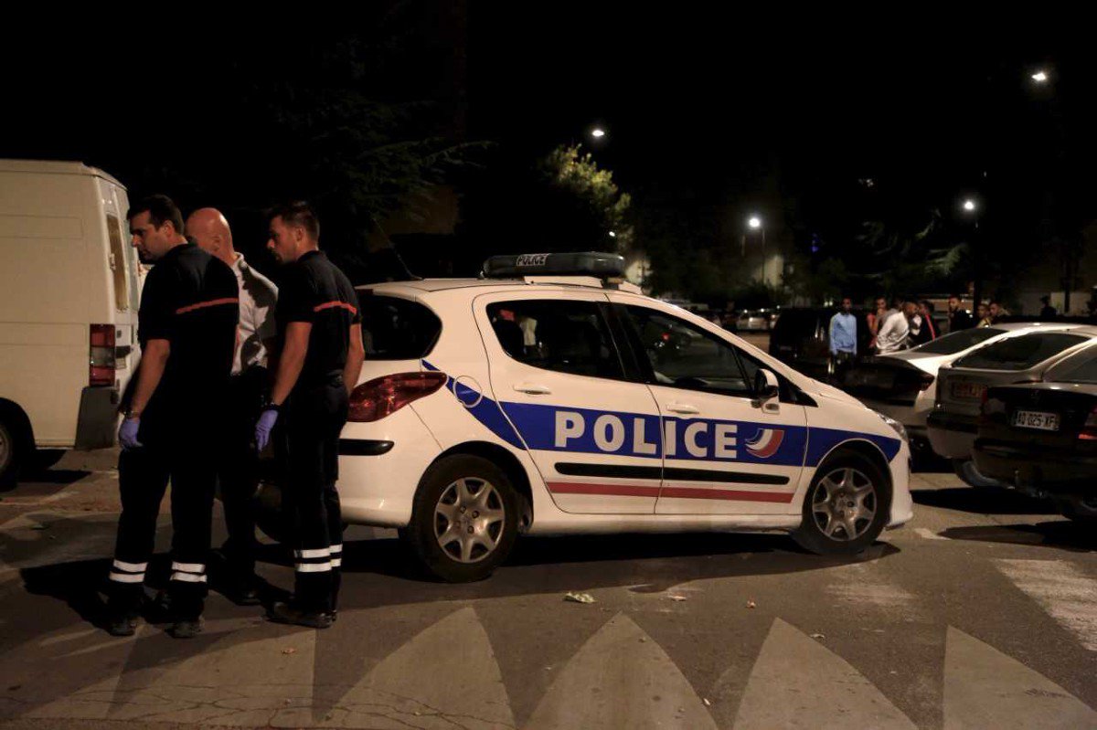 Alerte Info Avignon huit personnes blessées dans une fusillade devant