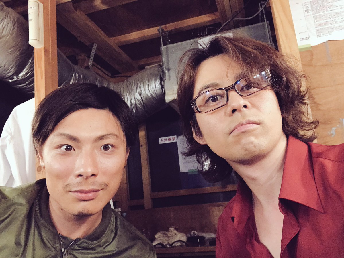 kei_nii's tweet photo. さて過酷な山籠りの撮影もひと段落したので
#Fehde の事でも。
神崎と李の殺陣は久野木くんがつけたんだよーカッコ良かったでしょ?
真面目で面白いとてもふざけた好青年でした😎
別現場の台詞合わせも手伝ってくれて💦ほんと素敵な人柄で助かりました(;´Д`)
#久野木貴士 https://t.co/LPYD24UC6p