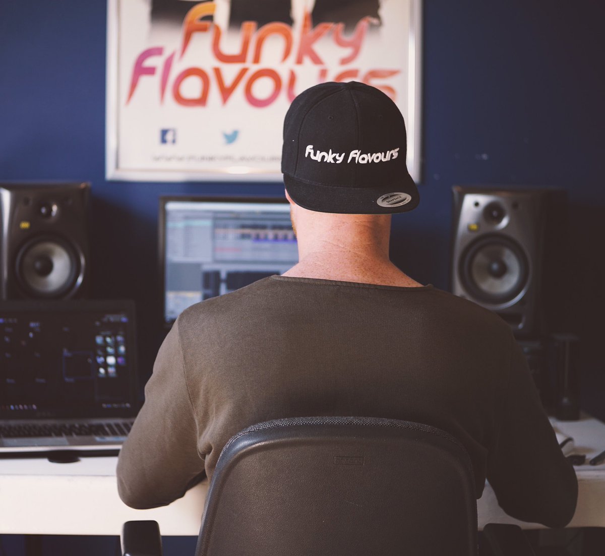 funkyflavoursdj's tweet photo. Finishing touch on our new track. Will be out soon! #newrelease #futurebasss #futurehouse #studio https://t.co/uNSOHVytpI
