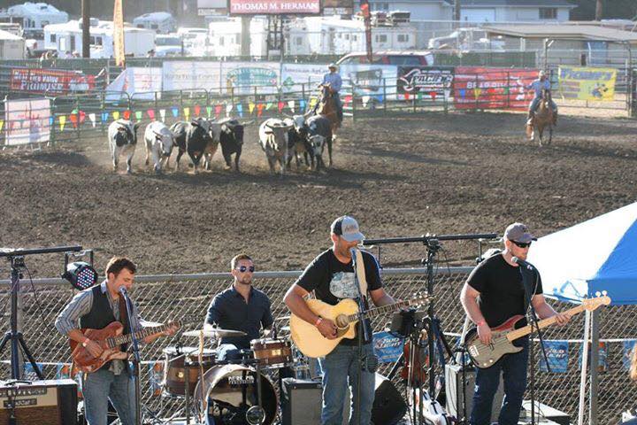 FortunaRodeo's tweet photo. Bulls, Bands, Broncs &amp; Brews! Saturday night July 15th! Get Tickets ONLINE! https://t.co/Rw3ahpZLPS https://t.co/VG8WKYOcf8