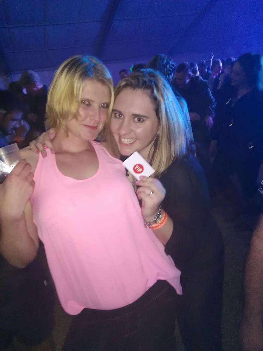 KatPrinsloo's tweet image. #KirkwoodWildfees ✌