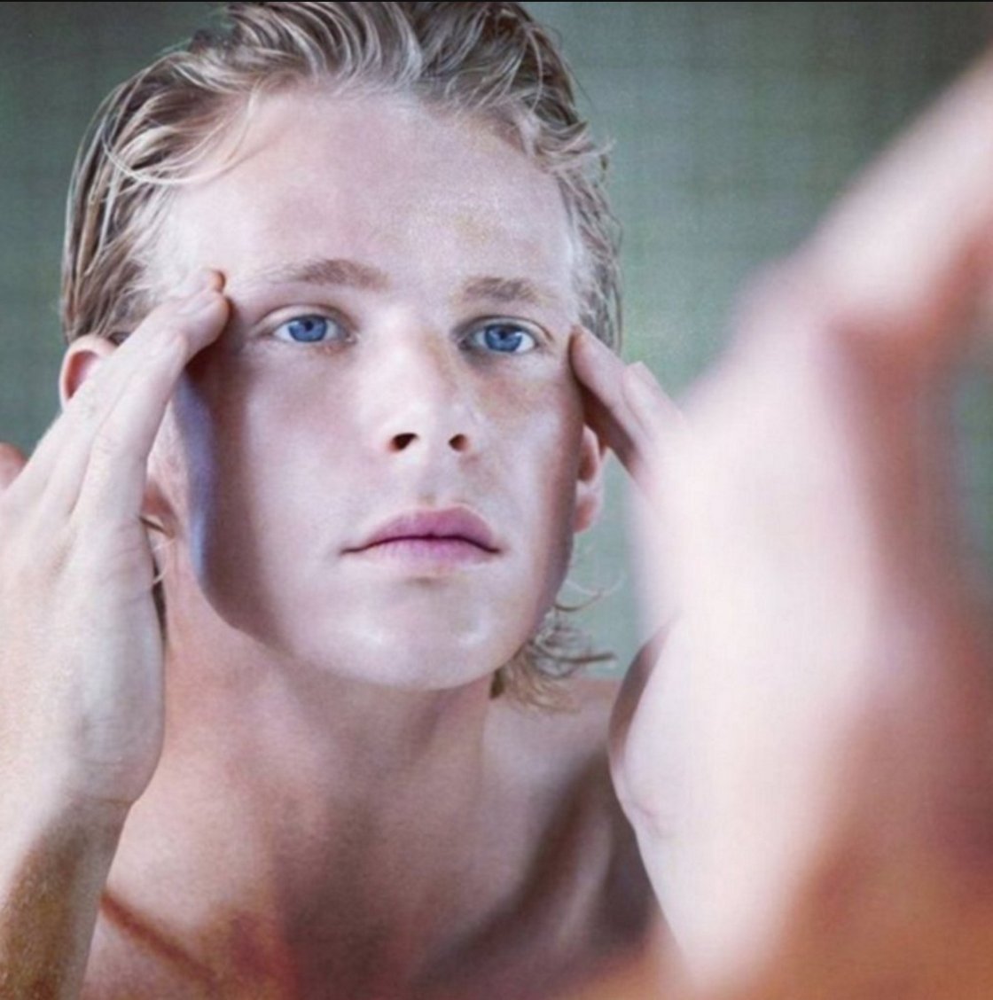 SpiffNYC's tweet photo. Cleanse &amp; massage your face 2x a day? Says @MensHealthMag... Try our Men's Facial once a month instead to slough off dead skin. 212-983-3240 https://t.co/FfrBTZ7oG8