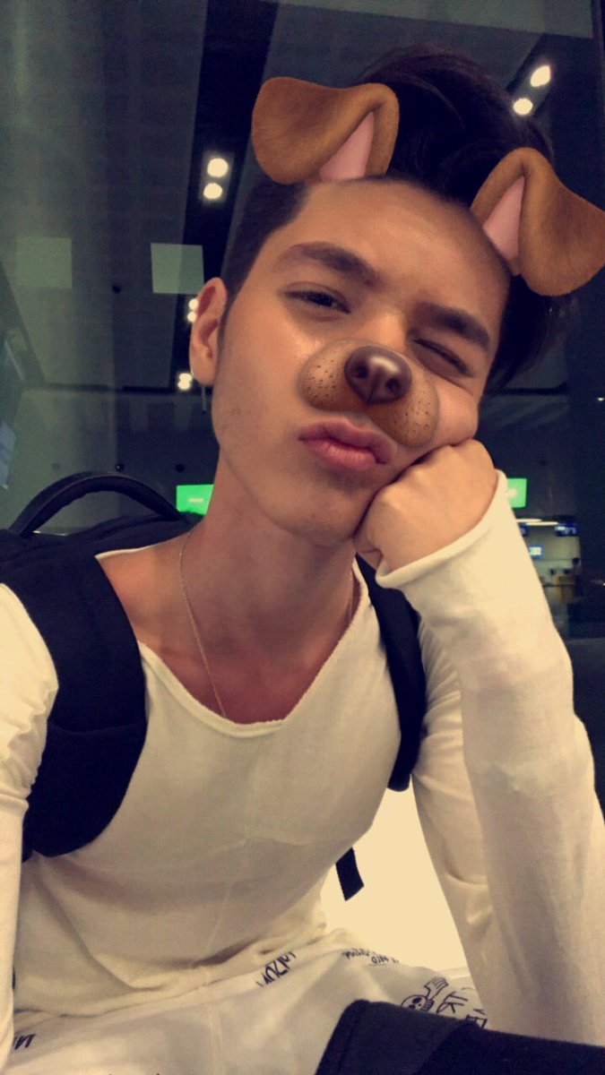 KristianKostov_'s tweet image. Instagram VS Real life