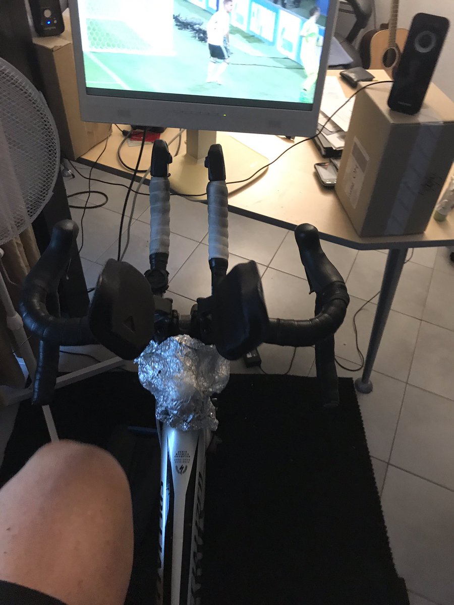 Eine Stunde G1-niedrig, bisschen Fußball schauen, Regeneration läuft 😊