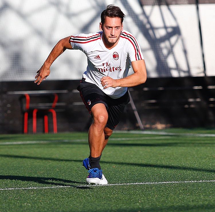 Yakıştı be kardeşim. Işıl ışıl. <a href="/hakanc10/">Hakan Çalhanoğlu</a>