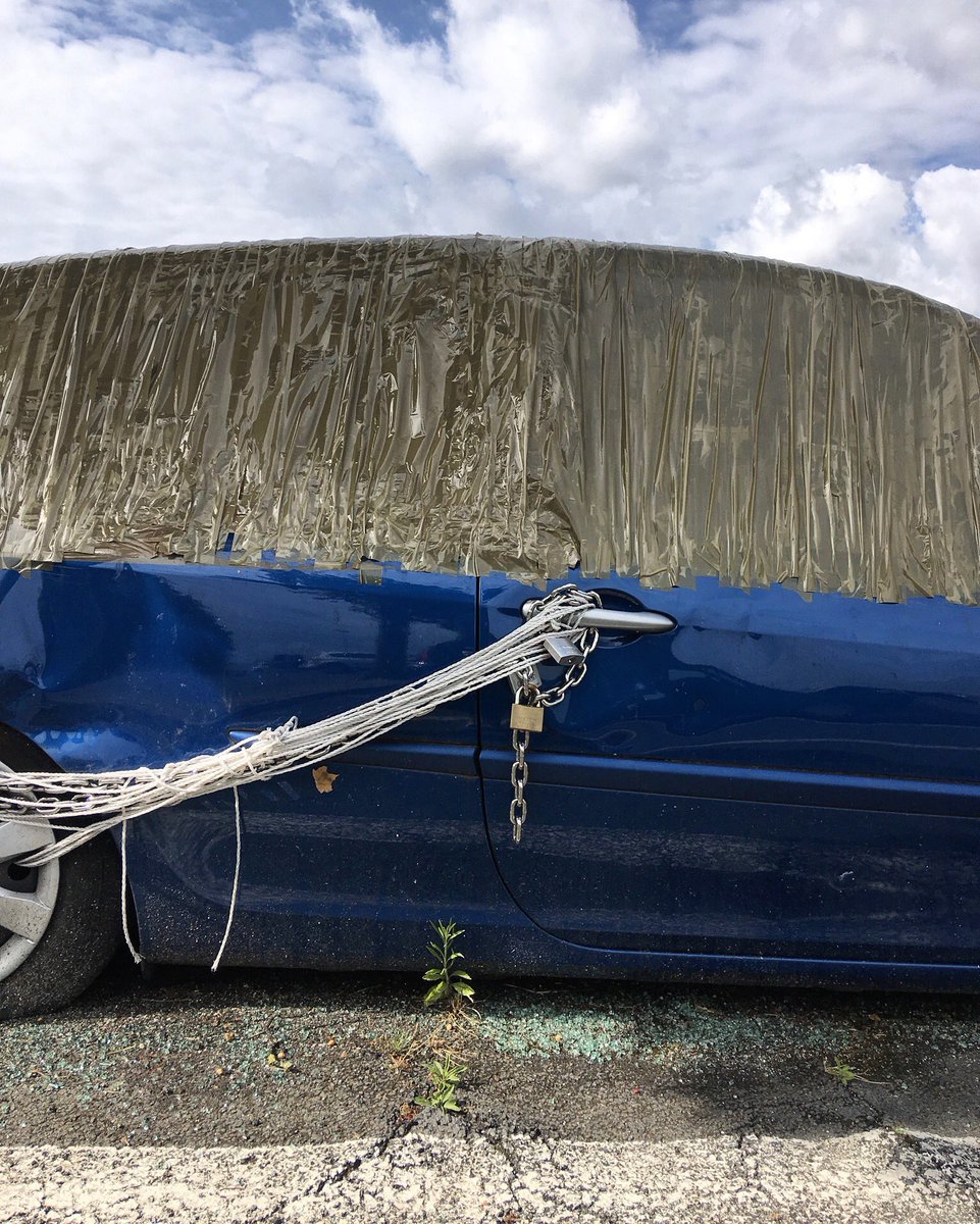 ericprs_'s tweet image. 100% pure suburban art #banlieue