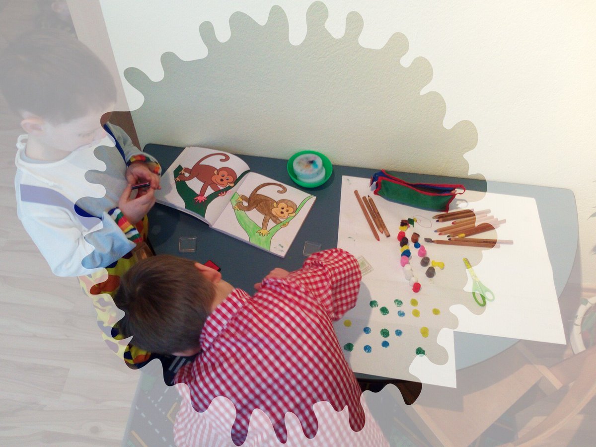 TaMuSabineHahn's tweet photo. #Bastelecke #Kinder #Kindertagespflege #Tagesmutter #kinderbetreuung https://t.co/6mnXN5T5R4