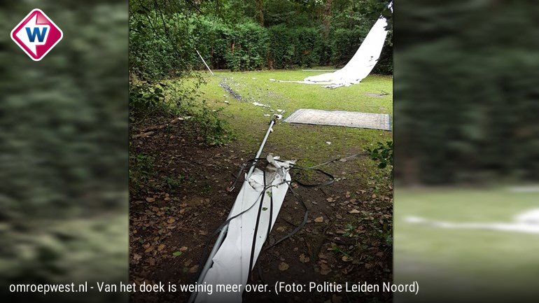 Vandalen vernielen podiumoverkapping openluchttheater owst.nl/t2P3