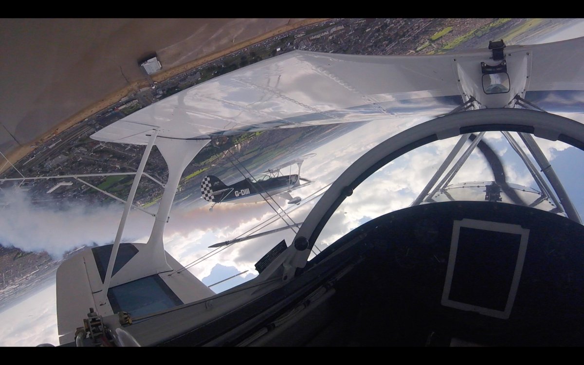 WildcatAeros's tweet photo. Here are a couple of onboard pics from today's @ArmedForcesDay display at @CleethorpesUK. @PierCleethorpes @compassfm @GrimsbyTel #AFDNEL https://t.co/SM2USC0LDJ