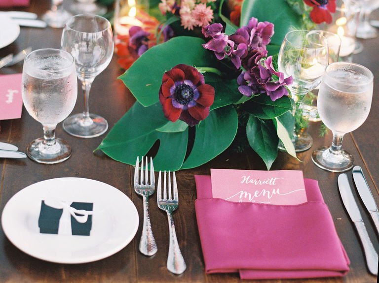 theknot's tweet photo. Your guide to wedding reception seating etiquette: https://t.co/vtStd1qMea https://t.co/rgQ8kGe6v8