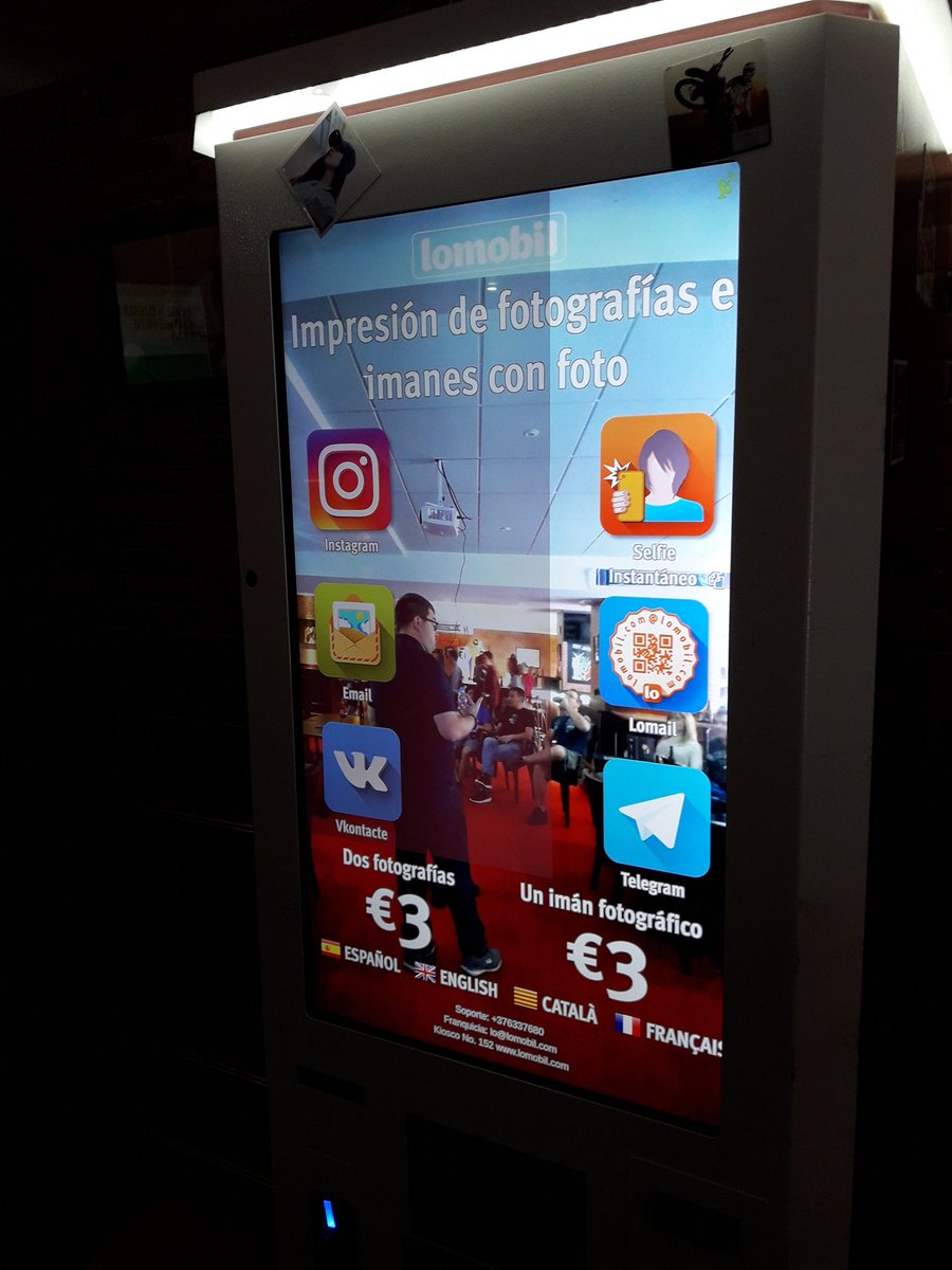 informaticaeloy's tweet photo. El #IoT de #Gapand2017 haciendo de las suyas con @JosepAlbors https://t.co/JyM0EQDXnQ