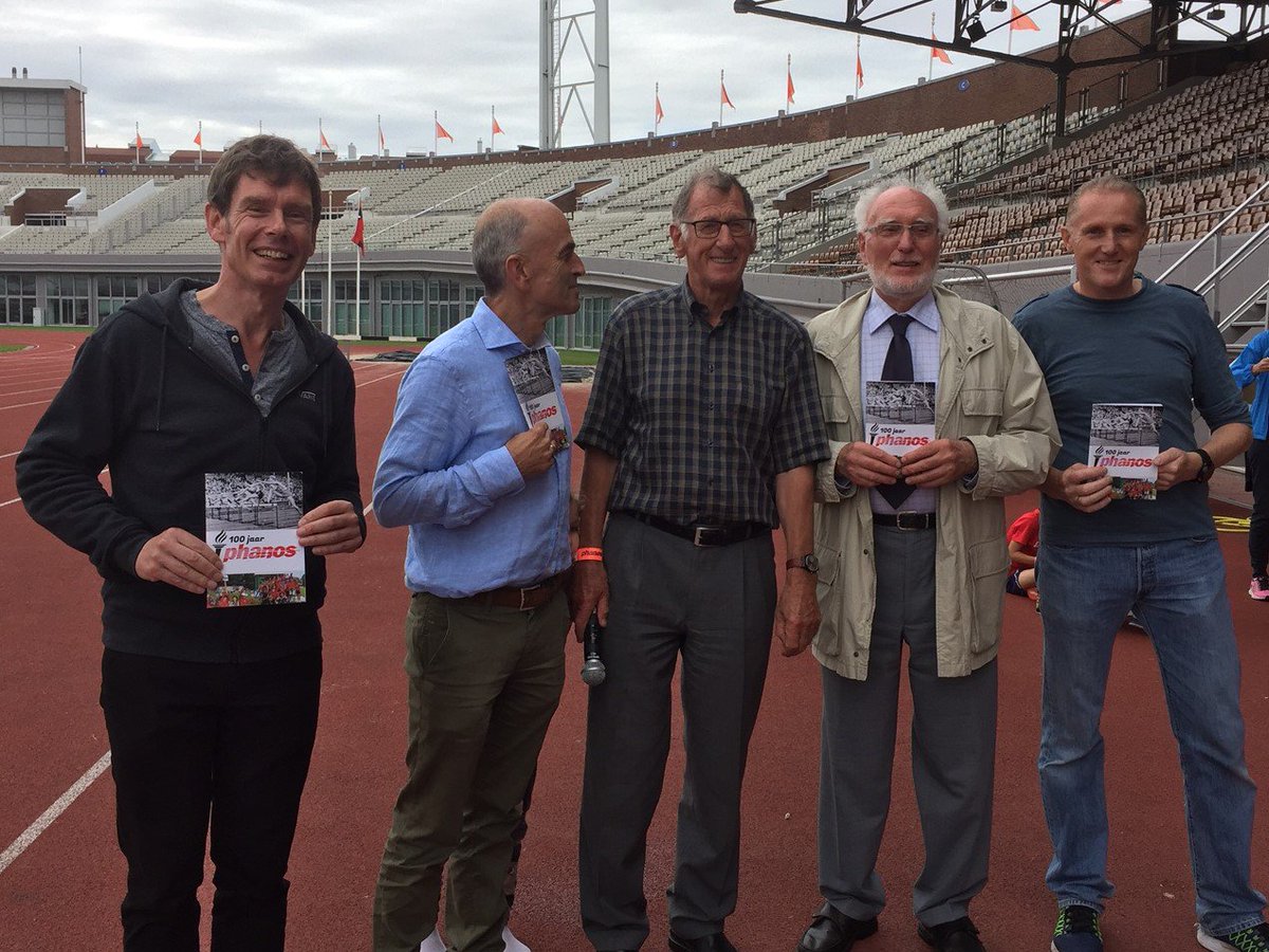 BasHoondert's tweet photo. 100 jaar @PhanosAmsterdam Trots op zoveel jaren inzet en passie voor #atletiek in #Amsterdam https://t.co/R3Fcz0itQs https://t.co/6o3tiWLChv