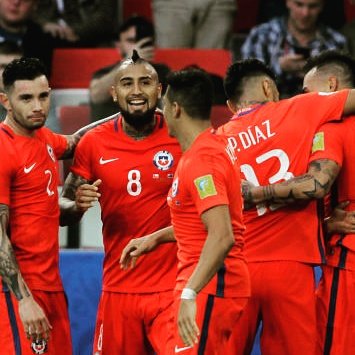 guerreromario's tweet photo. Gracias Guerreros!! 
#Orgullo #GrandeChile #PartyChilensisftLaRoja @Laroja https://t.co/m68z2C9fHu