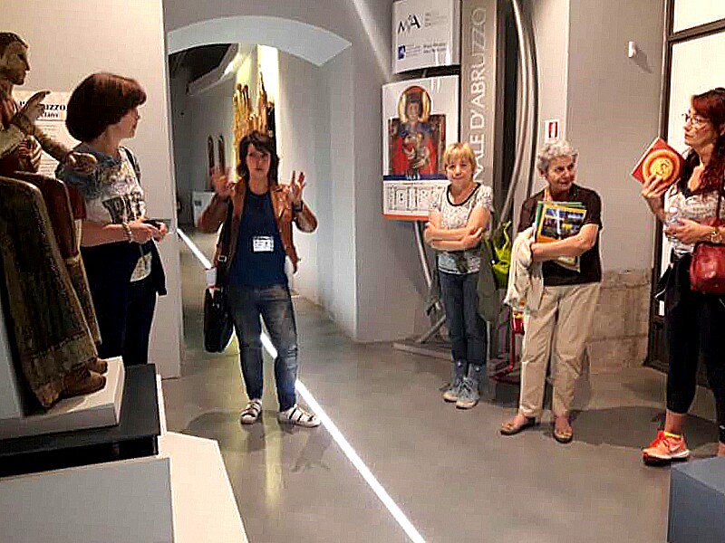 natourarte_info's tweet photo. Una #DomenicAlMuseo e poi al #ParcoCastello per #CarrozzeECavalli :l'#estate a #LAquila è ricca di #eventi #cultura #curiosità #VisitAbruzzo https://t.co/Sirnctp7f5