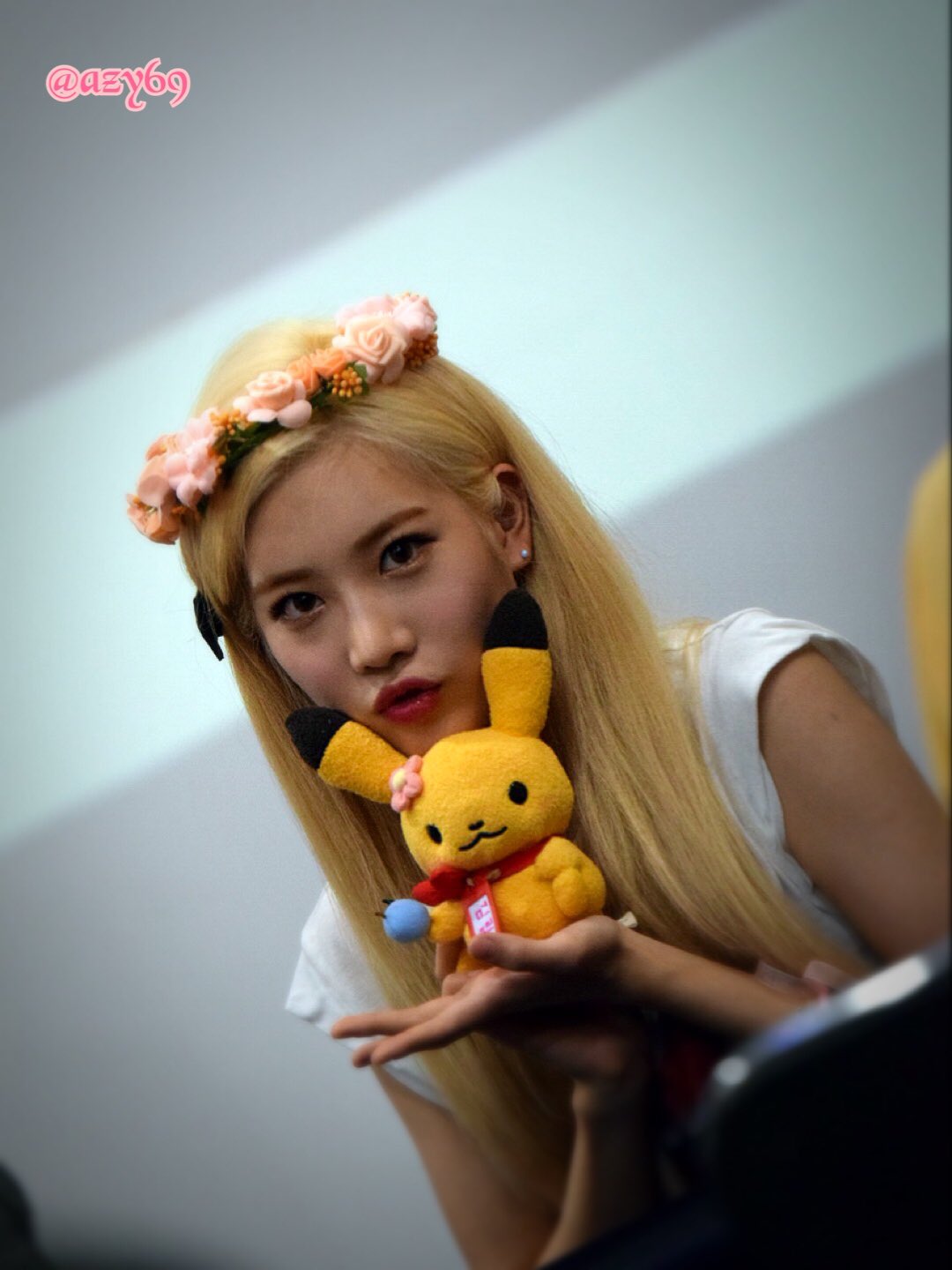 DDwxl5KVwAESGjU.jpg:large