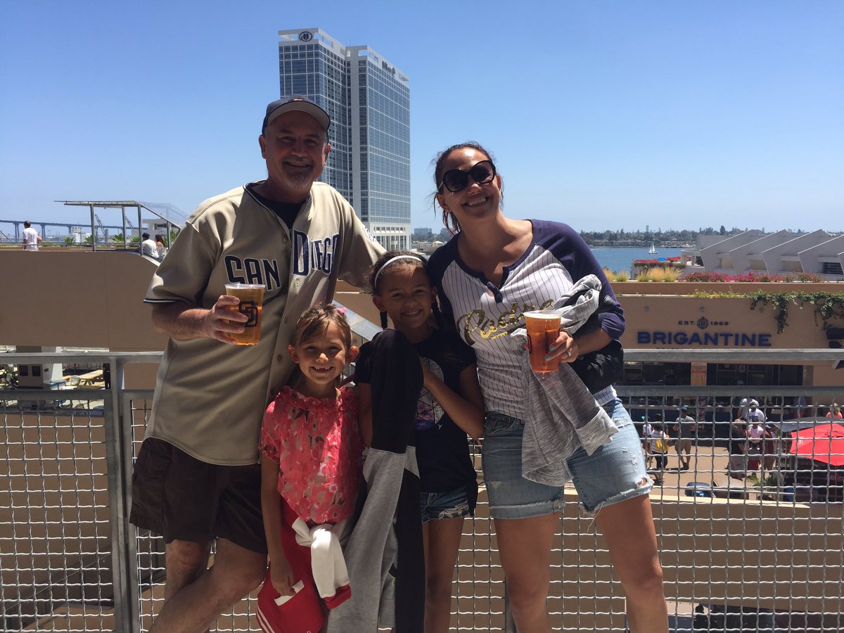 Too many Dodger fans here. Good news is that they're watching the #Padres kick their butts :) #SDinHD (UI308)