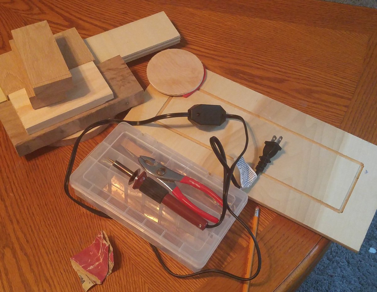 MTSWoodworking's tweet image. The boys are off fishing so Mommy gets to play with the wood burner! I'll show off my creations as I go! #woodworking #momlife #Etsy