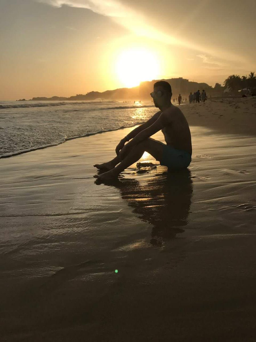 gsuscong's tweet photo. Fin de semana #Ixtapazo🌴✌ https://t.co/PkLxuyhO61