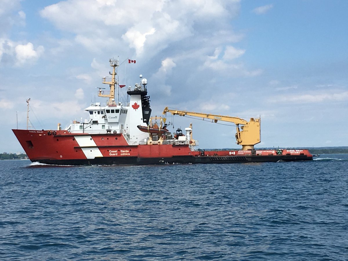 PARA_Rescue's tweet image. Saw the @CCG_GCC Samuel Risley as we pulled out of Whitby this morning.