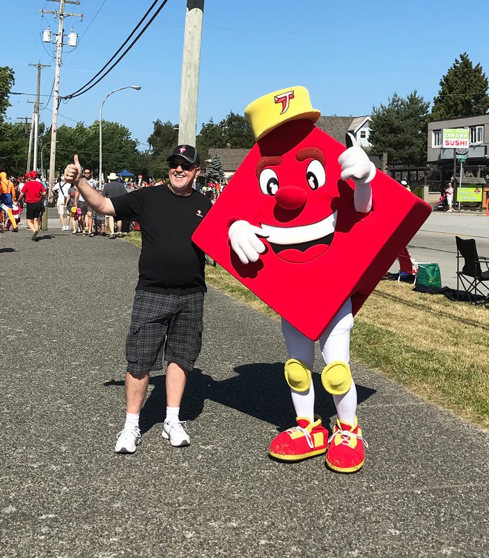 TileTownTYLER's tweet image. Great Day with the team from the @MyTileTown Richmond at the @SalmonFest Canada Day Parade.   #Canada150 #SalmonFest