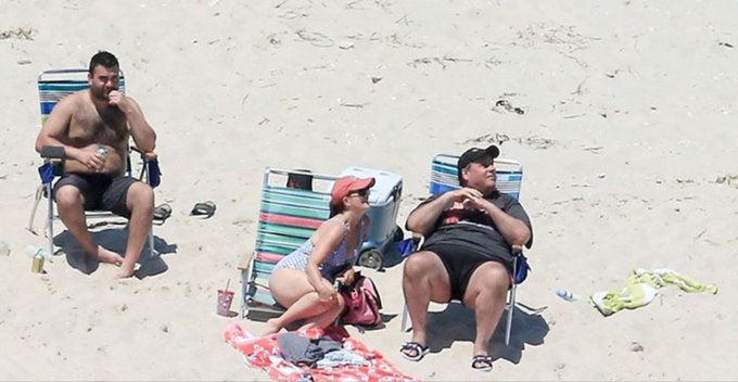 View image on Twitter