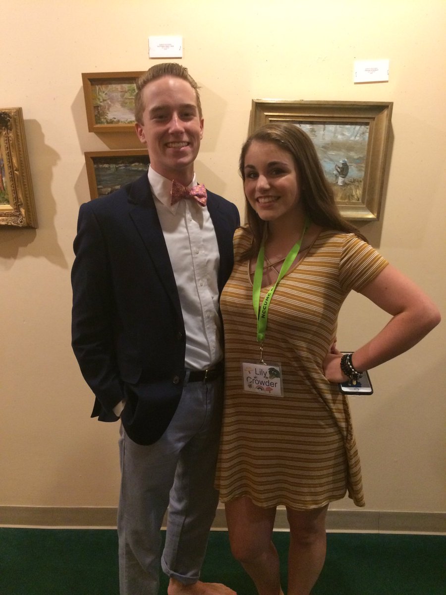 BeaconUMYF's tweet photo. congrats to the beacon district's own grace hewitt for getting elected freshman representative at #nccbway17 ❤❤❤we're very proud! https://t.co/73ufnEGDEI
