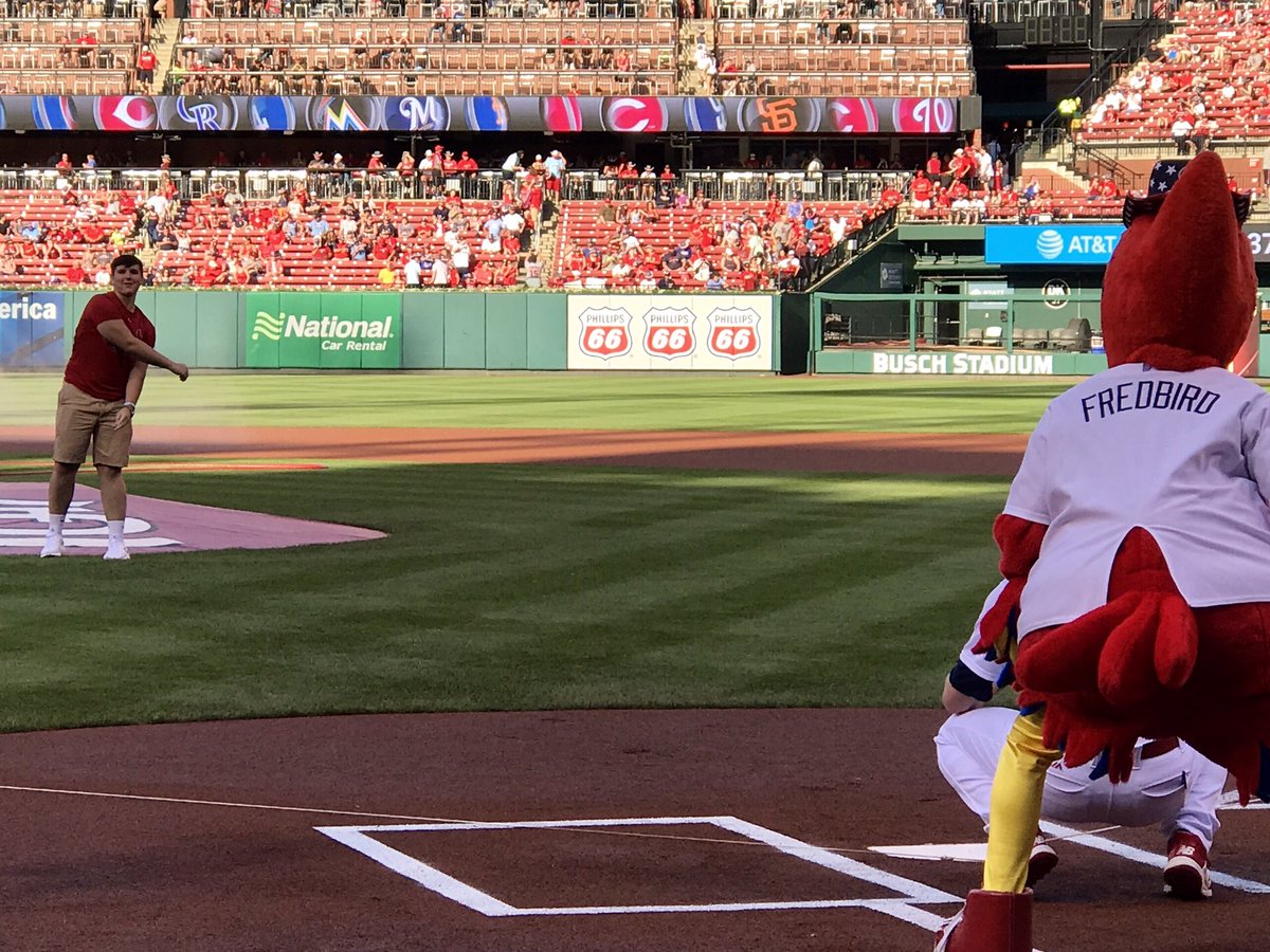 Siteman Cancer Center (@sitemancenter) on Twitter photo Siteman colorectal surgeon Paul Wise, cheered on his patient, Allen, as he threw out the first pitch at the <a href="/Cardinals/">St. Louis Cardinals</a> game tonight! Siteman colorectal surgeon Paul Wise, cheered on his patient, Allen, as he threw out the first pitch at the <a href="/Cardinals/">St. Louis Cardinals</a> game tonight!