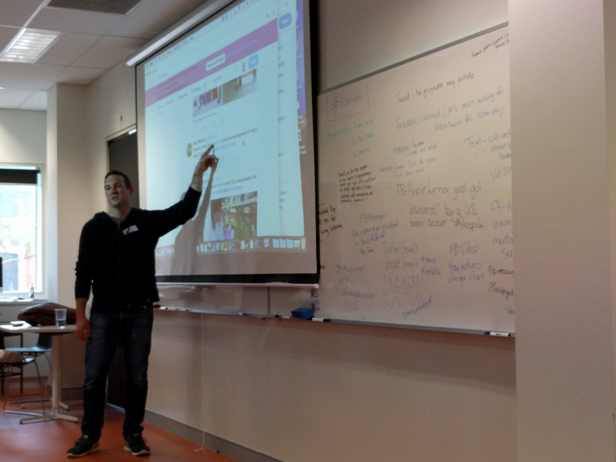 emily_hebbard's tweet image. Learning all about internet-based #scicomm this morning at @ANU_CPAS! #scomweb