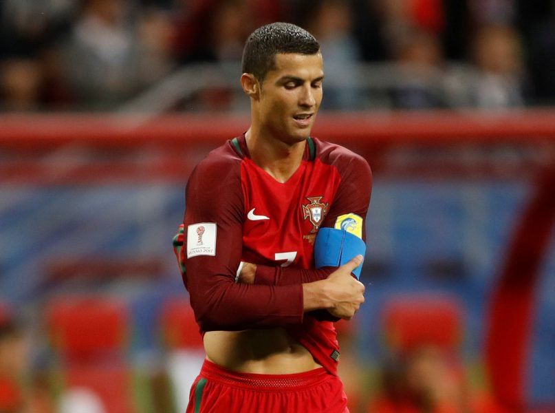 la_patilla's tweet photo. Cristiano Ronaldo presentó a sus gemelos en redes sociales (Foto) https://t.co/8uOtmYJqn4 https://t.co/stqLEAmQ0r