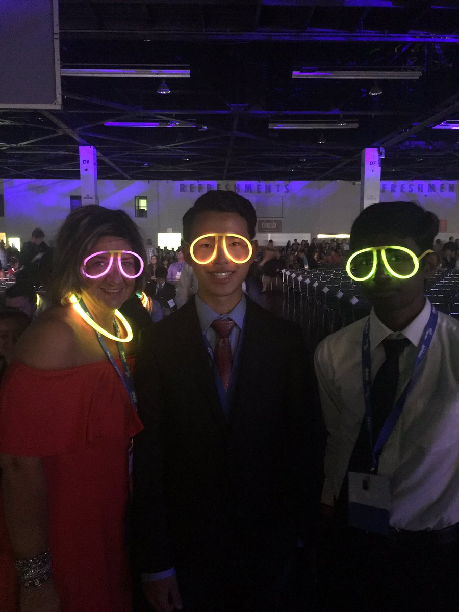 hpy2tch's tweet photo. @ThomasTitans @SchroederHS @FBLA Nationals Award ceremony @WCSDProud representing NYS #SundayFunday #partofthejob https://t.co/CnNzsQD4y1