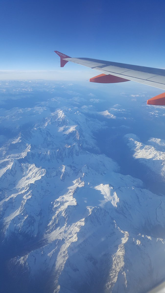 TakingFlightPod's tweet image. Photo By Save conti | Unsplash 
 #aviationlovers #aviationphotography #aviationgeek #aviationdaily #aviation4u