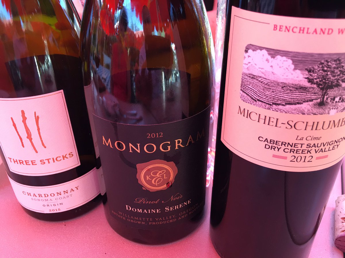 vinoshipper's tweet photo. Out with friends tasting #bobcabral #threesticks, #monogram #domaineserene from #oregon and the local #cab from #michelschlumberger https://t.co/SJVv06SgRg