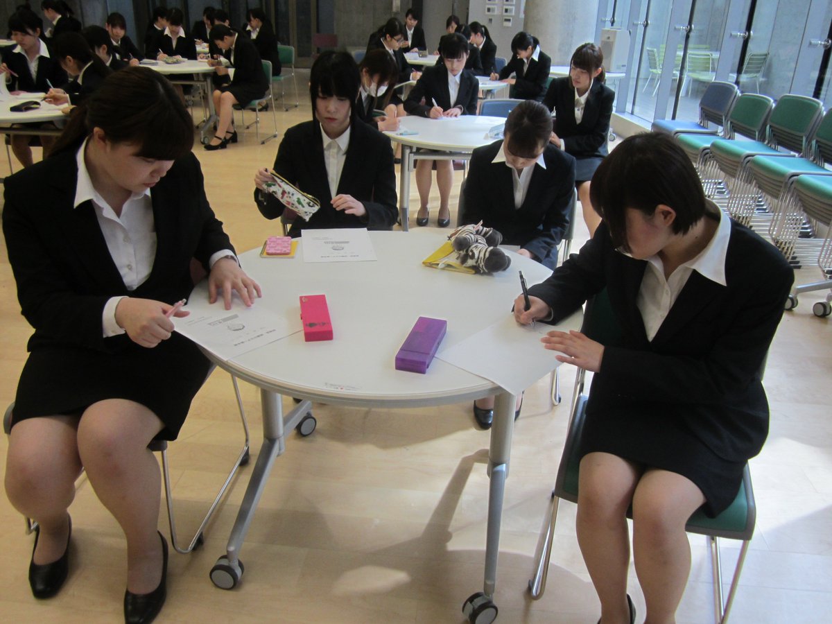 仙台医療福祉専門学校 公式 בטוויטר 医療事務学科です 初めての就職セミナ 立ち居振る舞いの授業です O スーツ姿もさまになってきた 内定いただけるよう頑張ります 就職セミナー 医療事務学科 立ち居振る舞い Sif 就職準備