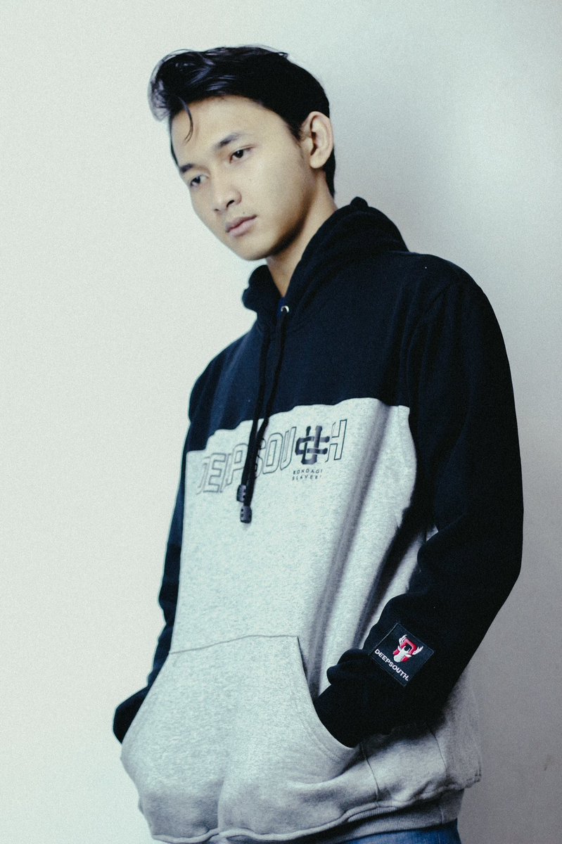 Pullover hoodie
Code: bond old
Idr 275k
Order:
Line @deepsouth (use @)
WA 082218008778
Also available at <a href="/linoleumshop21/">LINO.</a> <a href="/diamondvictory1/">DIAMOND VICTORY™️</a>