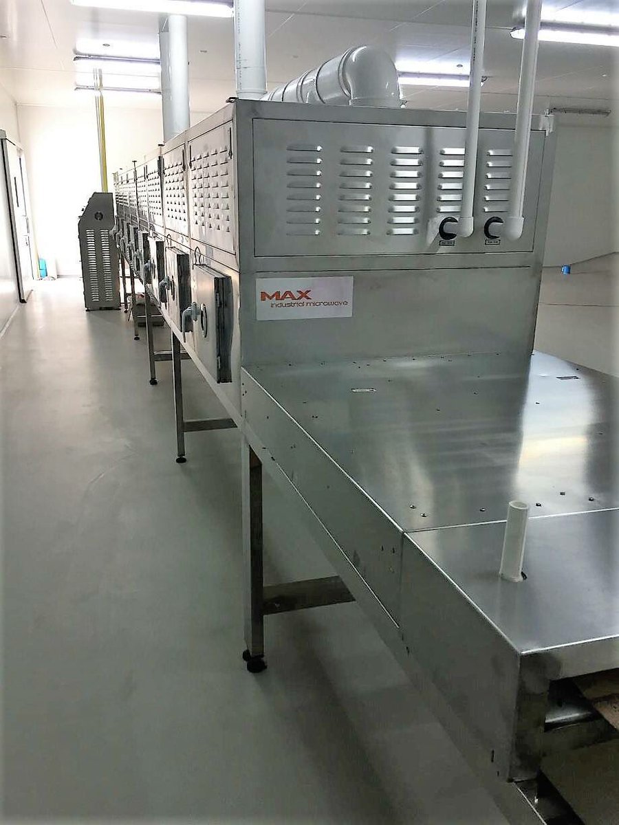 MicrowaveDryer's tweet photo. Edible Insects Microwave Drying and Sterilization Machine
#edibleinsect #cricketflour #insectfood #eatbug #bugfarm https://t.co/lV0UOoiu0Y