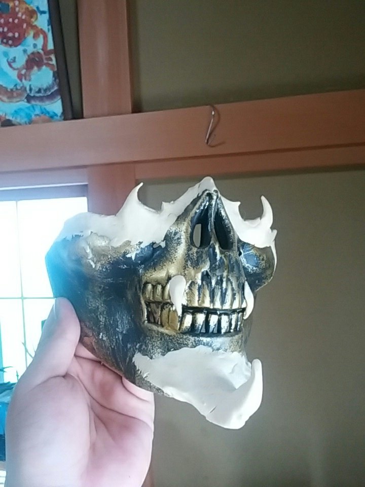 無限に褒め続けるモズ Tom0xuta マスクの形状は ハーフマスクの形なら100均の骸骨マスクええぞ T Co Psgypxgimy Twitter